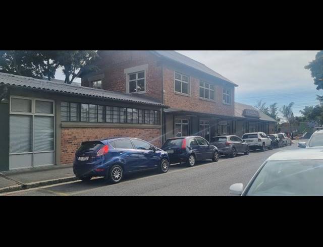 BUSINESS PROPERTY TO RENT IN MOWBRAY